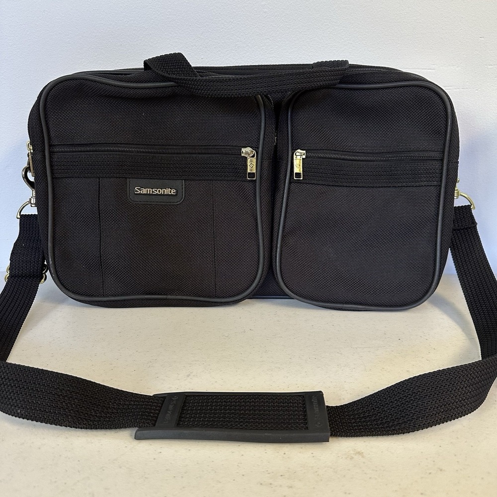 Vintage Samsonite Acclaim Boarding Travel Carry-on Bag Black With 4 Pockets 18"